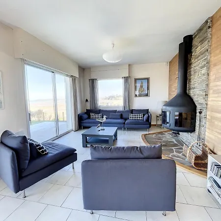 Avec Jardin Et Acces Direct Plage, Terrasse, 5 Chambres, 2 Salles D'eau, Wifi, Parking Ferienhaus