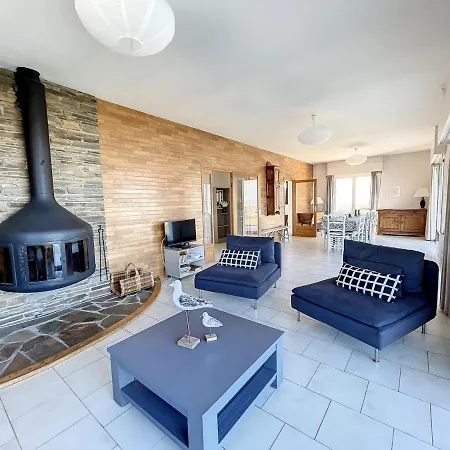 Ferienhaus Avec Jardin Et Acces Direct Plage, Terrasse, 5 Chambres, 2 Salles D'eau, Wifi, Parking *