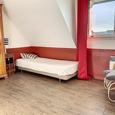Avec Jardin Et Acces Direct Plage, Terrasse, 5 Chambres, 2 Salles D'eau, Wifi, Parking Ferienhaus *